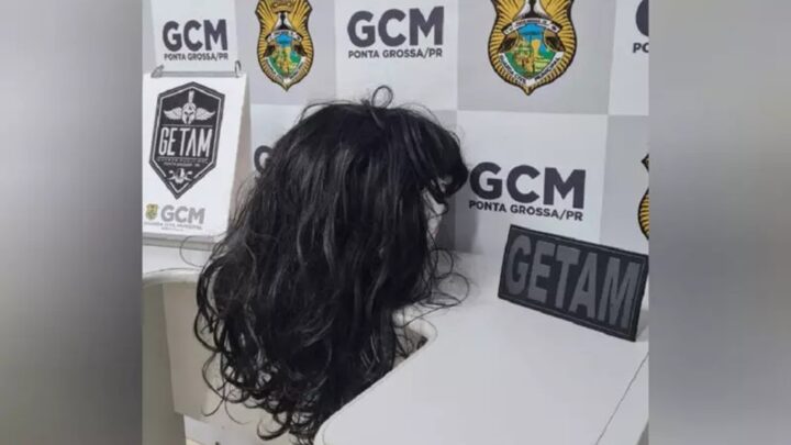 Madrastra é presa após agredir e raspar cabelo de enteada