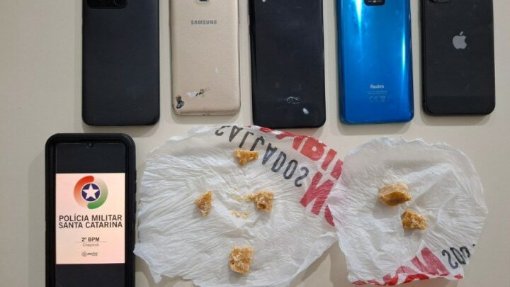 Mulher é presa com crack dentro do sutiã em Chapecó