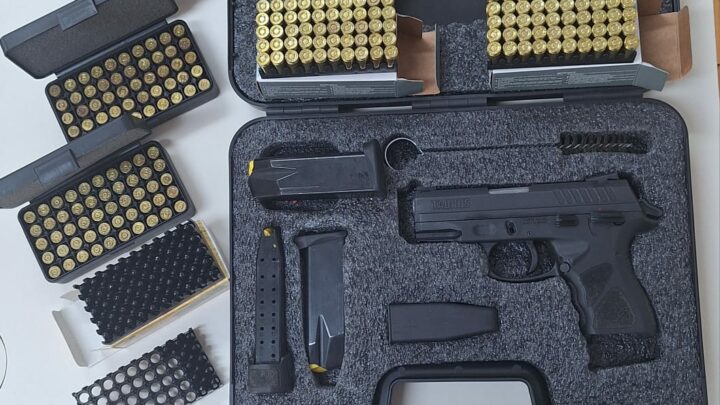 Polícia Civil apreende arma de fogo e munições em Chapecó