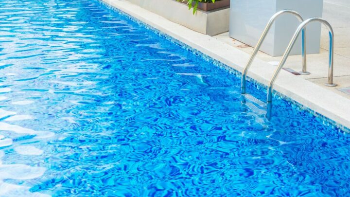 Idosa é encontrada morta na piscina da própria casa em Herval d’Oeste