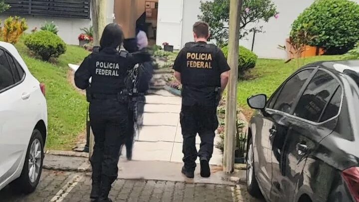 Operação da PF desarticula esquema de lavagem de dinheiro em SC
