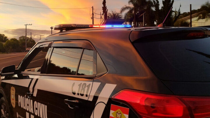 Polícia Civil prende em flagrante homem por crime de pedofilia em Pescaria Brava