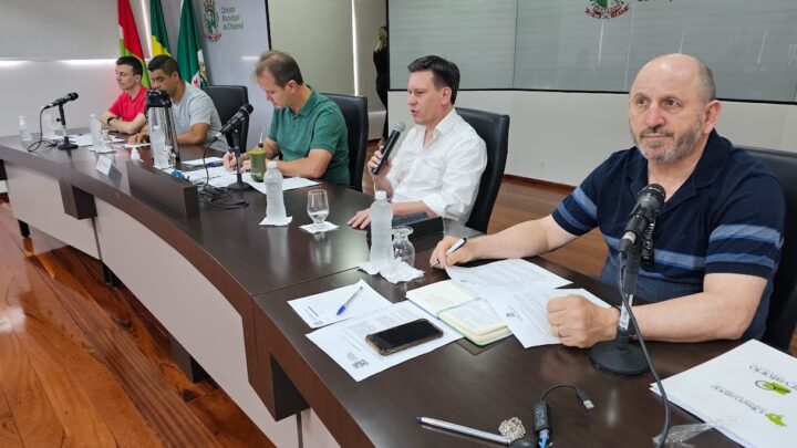 Reunião de Trabalho avalia ações de retiradas de cabos e fios em desuso em Chapecó