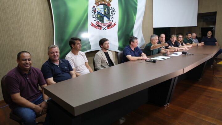 Prefeito de Chapecó completa anúncio de secretariado