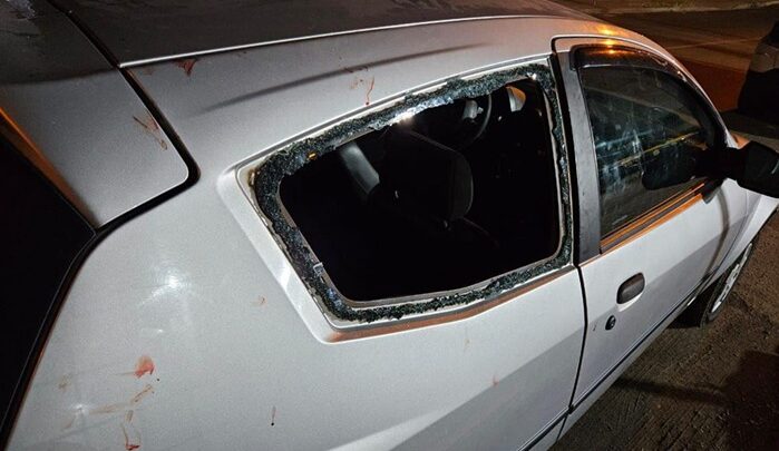 Dupla é detida em flagrante após furto de veículo no Centro de Chapecó