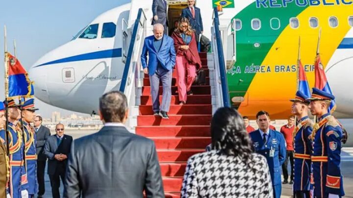 Gastos com viagens disparam no governo Lula e atingem o maior valor em 10 anos