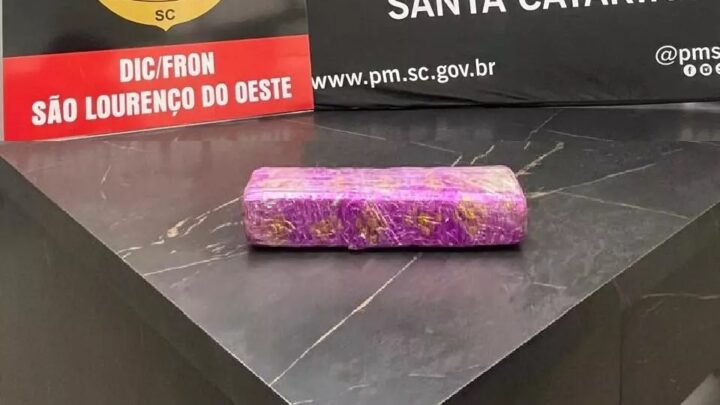 Casal é preso em flagrante com drogas em veículo no Oeste de SC