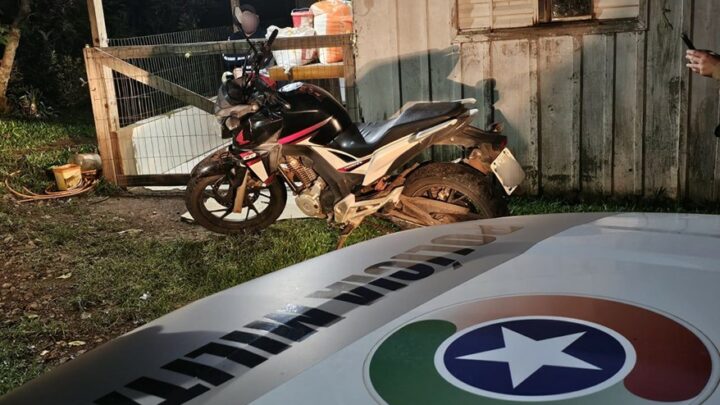 Homem furta motocicleta do irmão e exige dinheiro para devolvê-la no Oeste