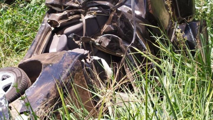 Motorista morre após carro bater em árvore em Chapecó