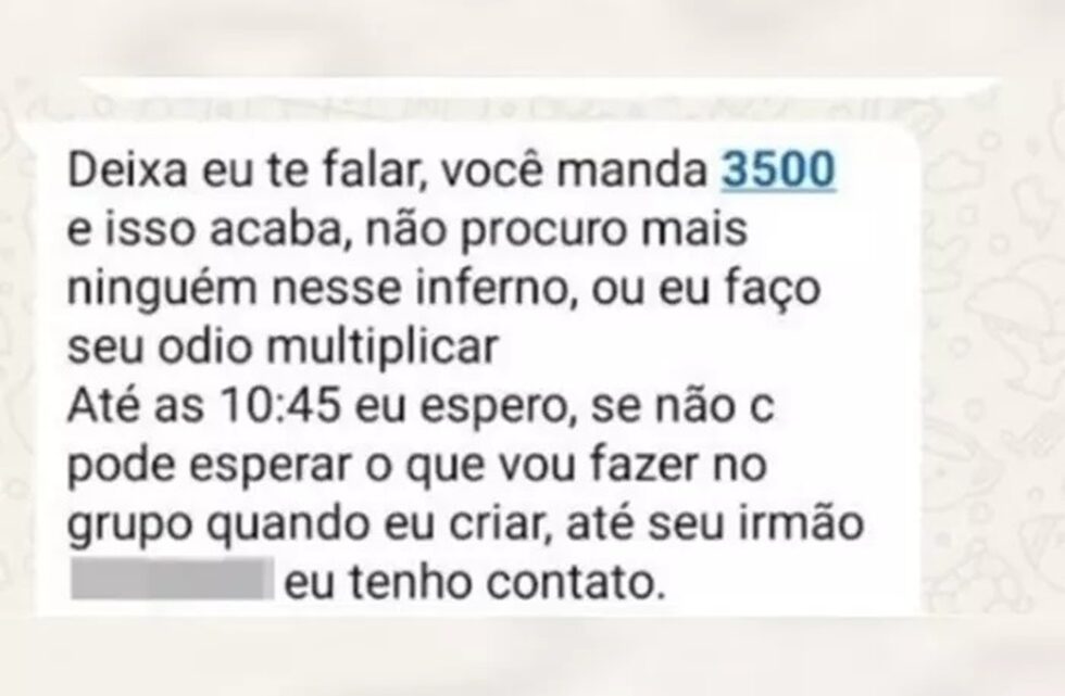 Jovem é presa ao chantagear e receber R$ 50 mil para não expor traição Jovem é presa ao chantagear e receber R$ 50 mil para não expor traição
