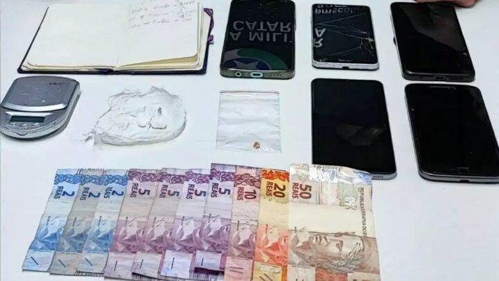 Homem tenta escapar da PM, mas é preso com drogas em SC