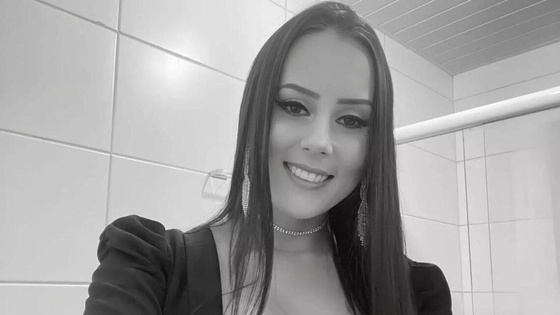 Empresária é morta e ex foge com carro da vítima em SC Empresária é morta e ex foge com carro da vítima em SC