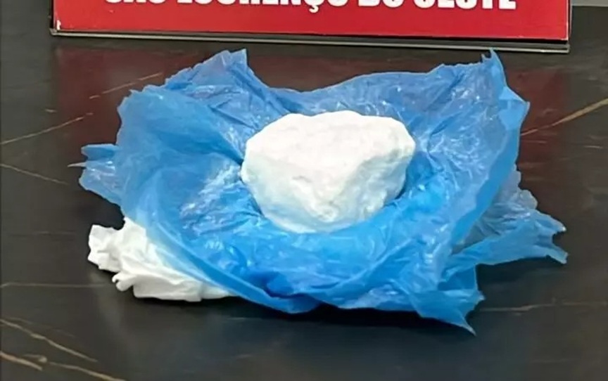 Homem é preso em flagrante com cocaína na divisa de SC/PR Homem é preso em flagrante com cocaína na divisa de SC/PR
