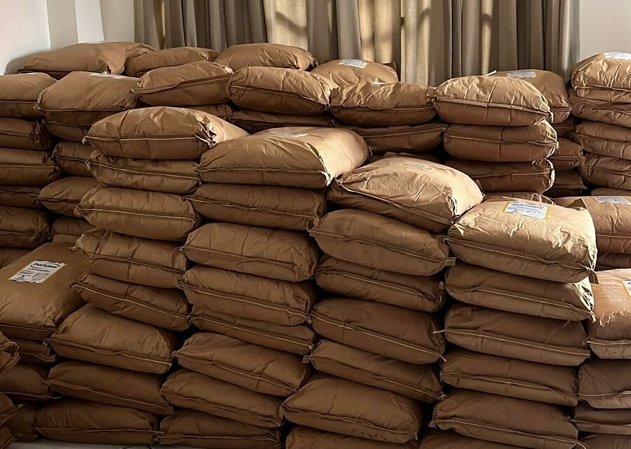 Polícia Federal e Receita Federal combatem descaminho de leite em pó na fronteira com a Argentina Polícia Federal e Receita Federal combatem descaminho de leite em pó na fronteira com a Argentina