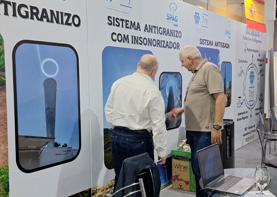 Sistema antigranizo utilizando nos parreirais do RS é um dos modelos avaliados para instalação em Chapecó Sistema antigranizo utilizando nos parreirais do RS é um dos modelos avaliados para instalação em Chapecó