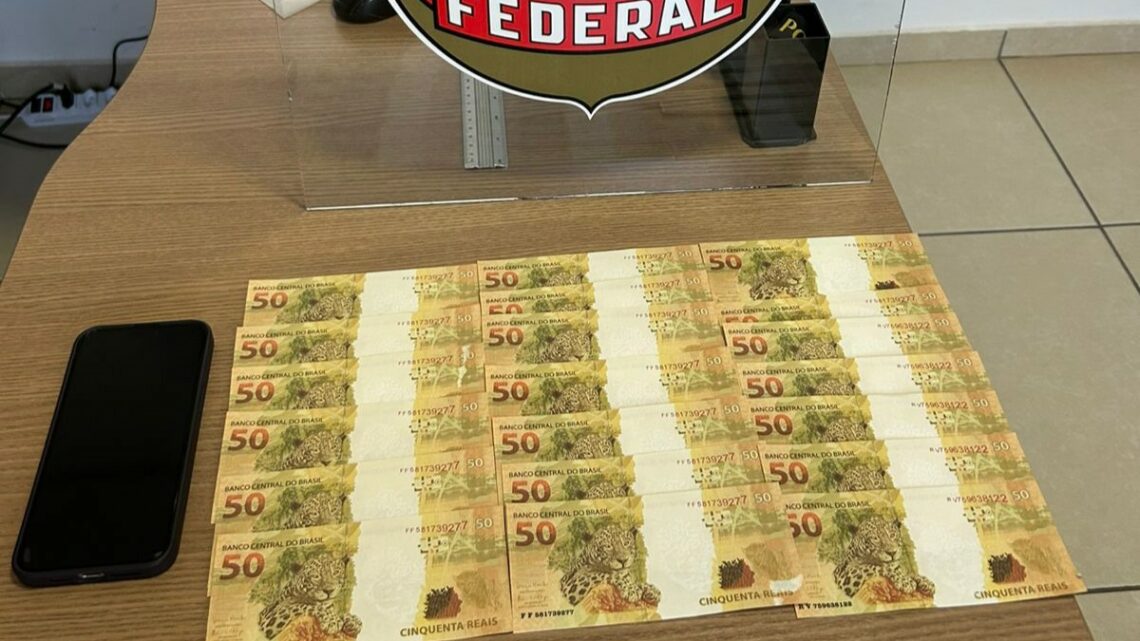 Polícia Federal prende homem em flagrante por aquisição de moeda falsa em São Miguel D’Oeste/SC Polícia Federal prende homem em flagrante por aquisição de moeda falsa em São Miguel D’Oeste/SC