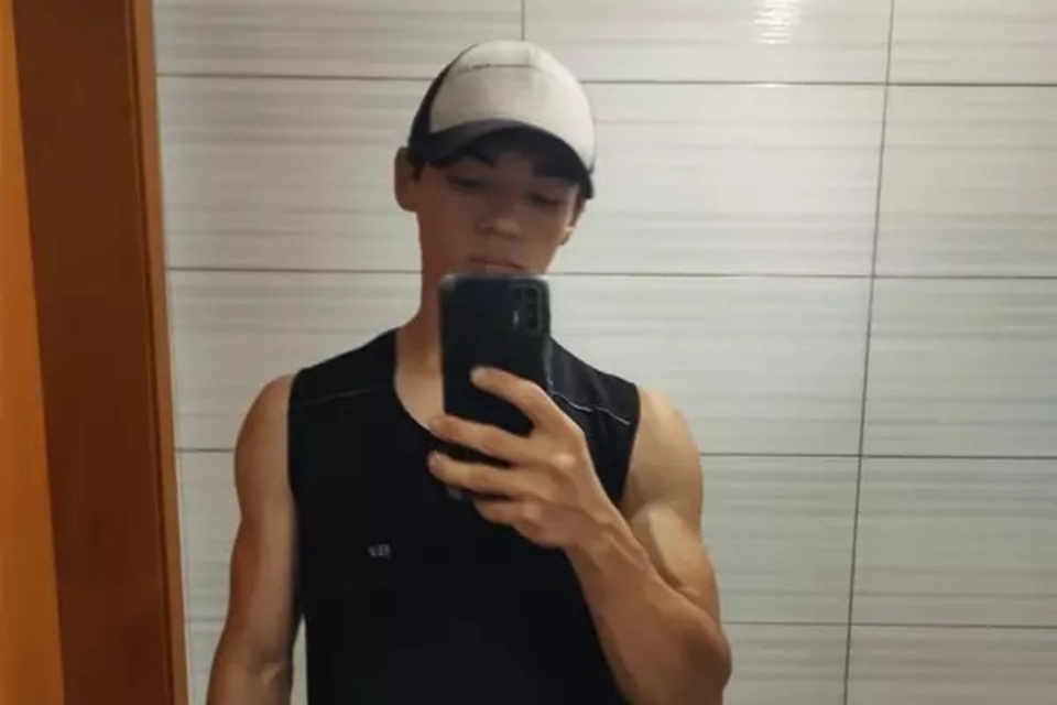 Jovem morre ao sofrer queda de moto no Oeste de SC Jovem morre ao sofrer queda de moto no Oeste de SC