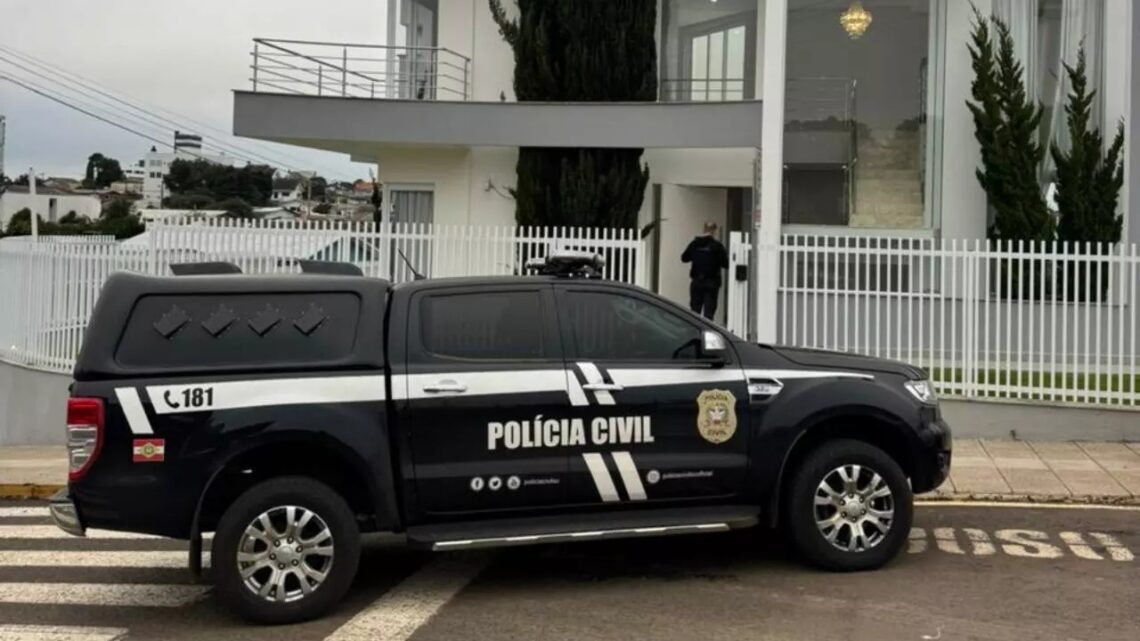 Polícia Civil apreende R$ 24 milhões em bens de família por suspeita de lavagem de dinheiro no Meio-Oeste Polícia Civil apreende R$ 24 milhões em bens de família por suspeita de lavagem de dinheiro no Meio-Oeste