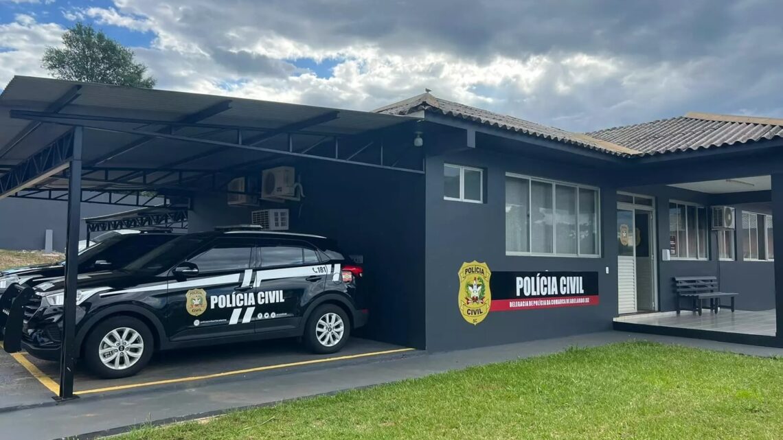 Homem suspeito de série de furtos é preso pela Polícia Civil em Abelardo Luz Homem suspeito de série de furtos é preso pela Polícia Civil em Abelardo Luz