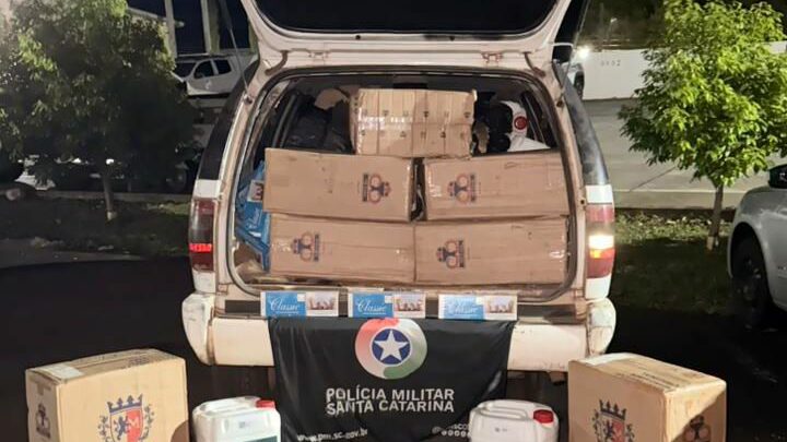 PF e PM de Santa Catarina apreendem 580 litros de agrotóxicos e 7 mil maços de cigarros contrabandeados