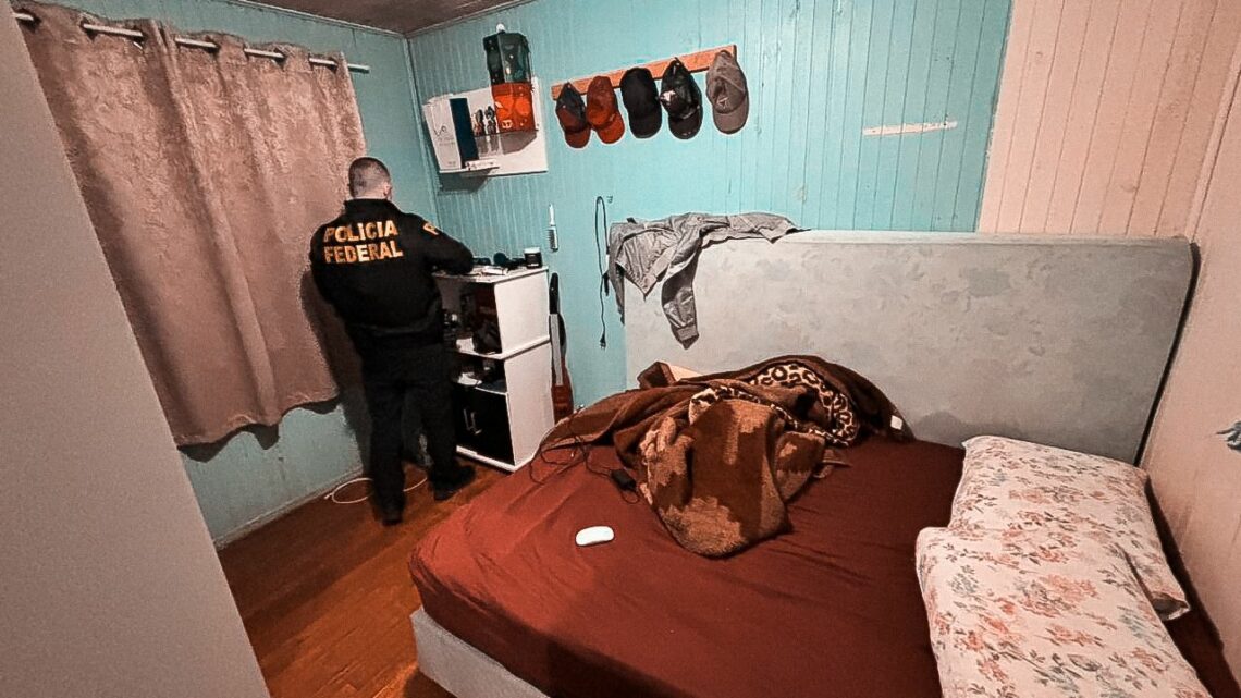 PF prende homem por armazenar material relacionado a abuso sexual infantojuvenil no oeste catarinense PF prende homem por armazenar material relacionado a abuso sexual infantojuvenil no oeste catarinense