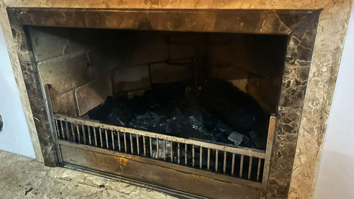 Incêndio em residência é controlado por moradores e PM em Barracão PR Incêndio em residência é controlado por moradores e PM em Barracão PR