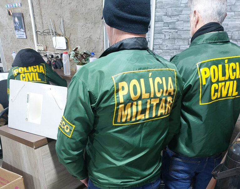 Operação ‘Fictus’: GAECO investiga fraudes em licitações públicas no Oeste de SC Operação ‘Fictus’: GAECO investiga fraudes em licitações públicas no Oeste de SC
