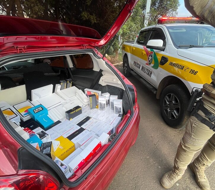 Descaminho: carro com eletrônicos de alto valor é flagrado no Oeste de SC Descaminho: carro com eletrônicos de alto valor é flagrado no Oeste de SC