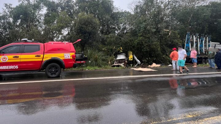 Colisão frontal na BR-470 deixa três mortos próximo a São Cristóvão do Sul