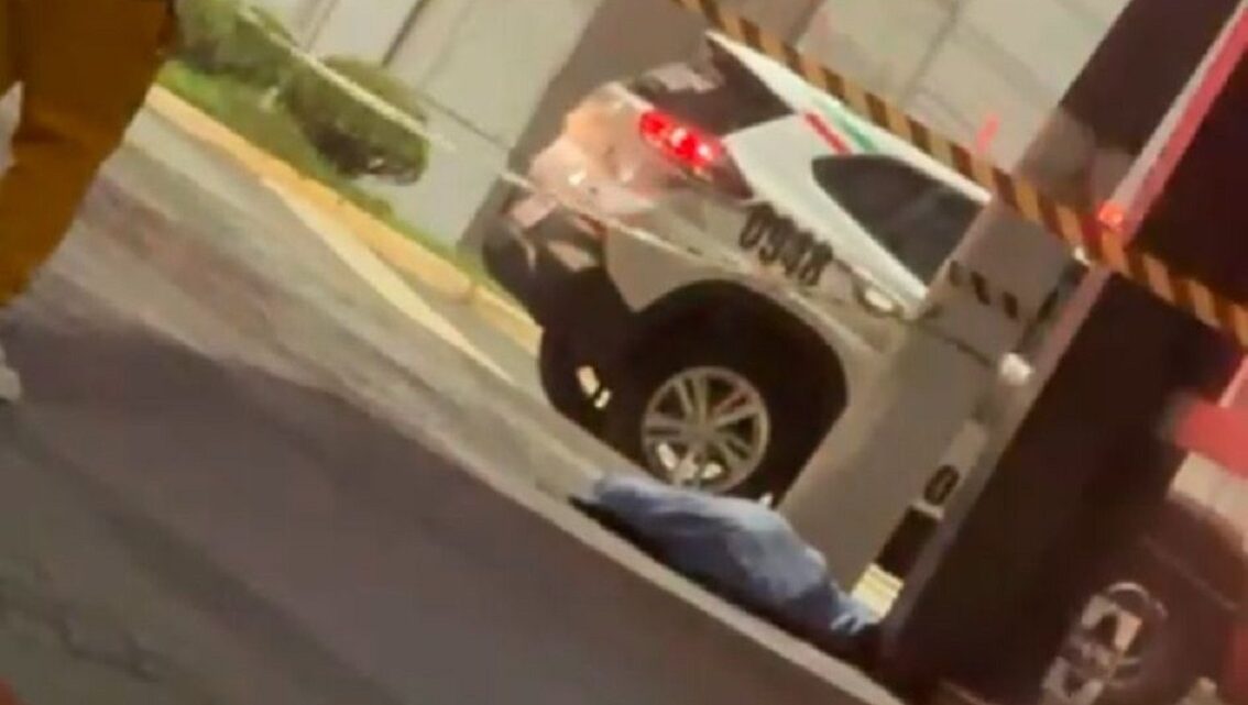 Jogadora de futebol de 21 anos morre após ser baleada no centro de Chapecó Jogadora de futebol de 21 anos morre após ser baleada no centro de Chapecó