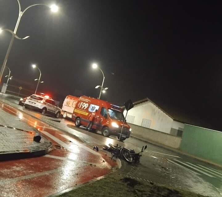 Motociclista morre após queda em rua no Sul de SC Motociclista morre após queda em rua no Sul de SC