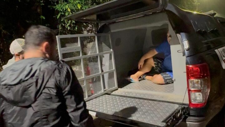 ‘Matar todo mundo’: professor é preso após ameaça de atentado à escola em SC