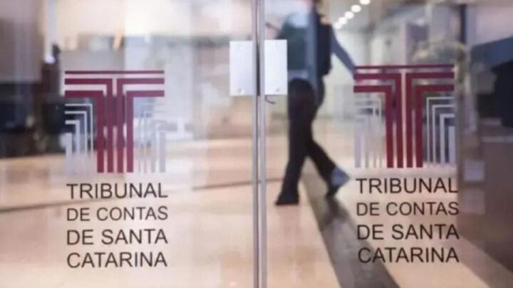 Universidade Gratuita tem mais de 800 alunos com patrimônio milionário