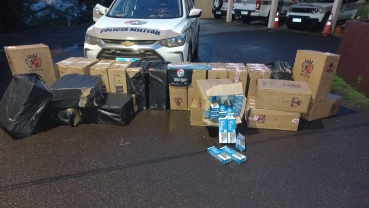 Motorista foge após bater veículo carregado com mais de 20 mil maços de cigarros