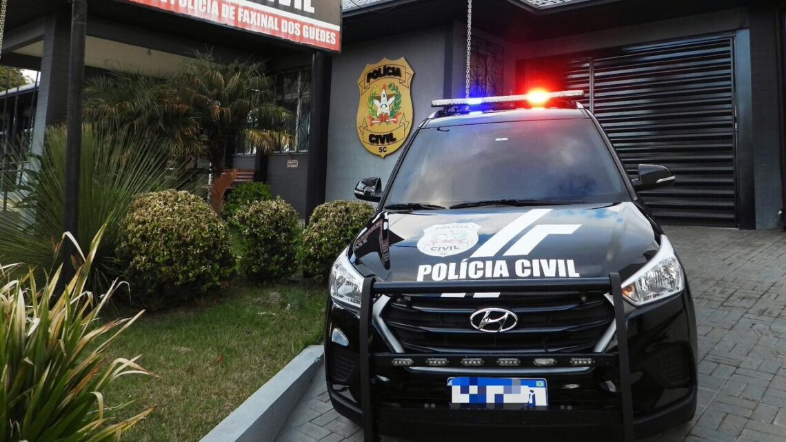 Adolescente que liderava esquema de tráfico com o pai e irmã é condenada em SC Adolescente que liderava esquema de tráfico com o pai e irmã é condenada em SC