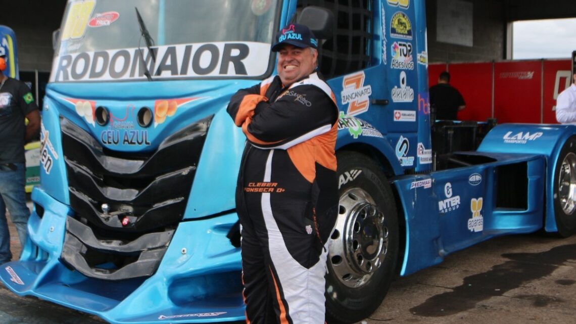 Piloto da Fórmula Truck visita obras do autódromo de Chapecó Piloto da Fórmula Truck visita obras do autódromo de Chapecó