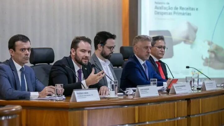 Governo Lula prevê arrecadação de R$ 8,4 bilhões com IOF no 2º semestre