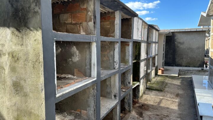 Defesa Civil de Xaxim realiza remoção de restos mortais do gavetário público municipal
