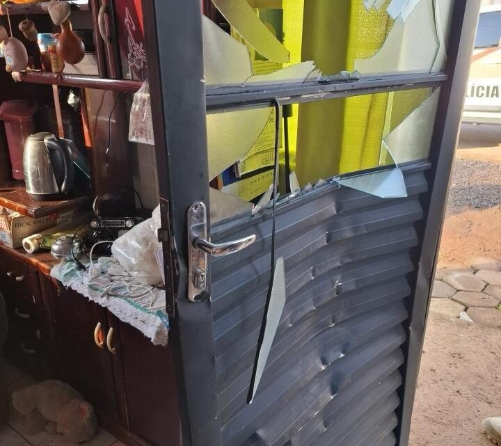 PM prende homem por violência doméstica em Água Doce PM prende homem por violência doméstica em Água Doce