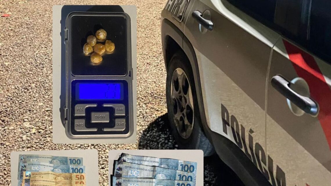 Polícia Militar prende quatro pessoas por tráfico de drogas e associação para o tráfico em Maravilha Polícia Militar prende quatro pessoas por tráfico de drogas e associação para o tráfico em Maravilha