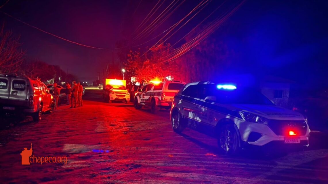 Jovem é morto a facadas em reserva indígena de SC Jovem é morto a facadas em reserva indígena de SC