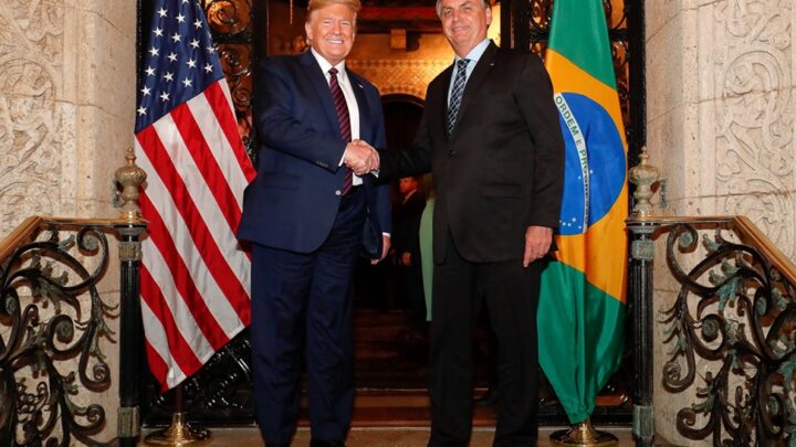 ‘Não fazem nada no Brasil além de perseguir Bolsonaro’, diz Trump