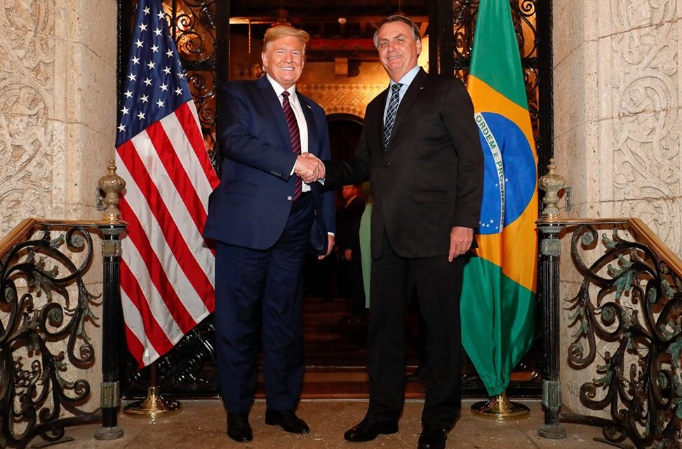 ‘Não fazem nada no Brasil além de perseguir Bolsonaro’, diz Trump