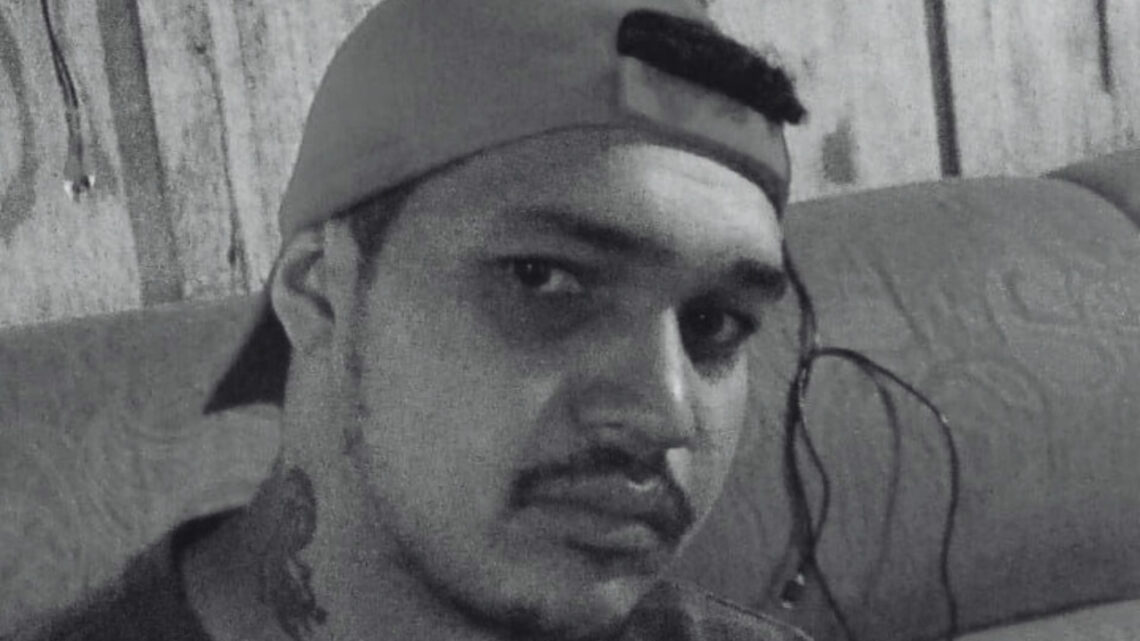Homem morre após ser atingido por árvore no interior de SC Homem morre após ser atingido por árvore no interior de SC