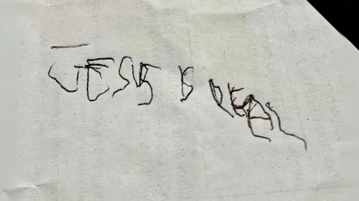 Jovem escreve “Jesus é real” momentos antes de morrer Jovem escreve “Jesus é real” momentos antes de morrer