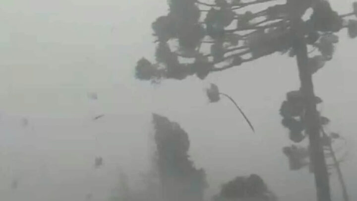 Ciclone atinge Santa Catarina e provoca danos em várias regiões; veja imagens