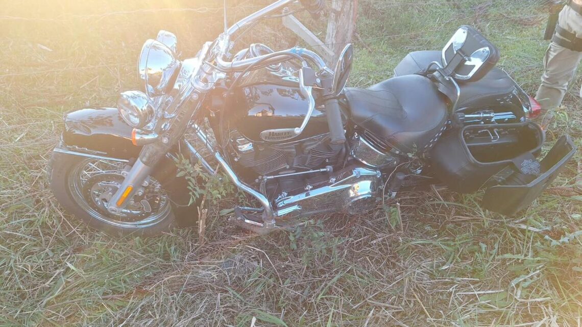 Motociclista de 70 anos morre após queda em rodovia de SC Motociclista de 70 anos morre após queda em rodovia de SC