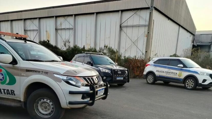 Forte odor revela descoberta macabra em galpão abandonado na Serra