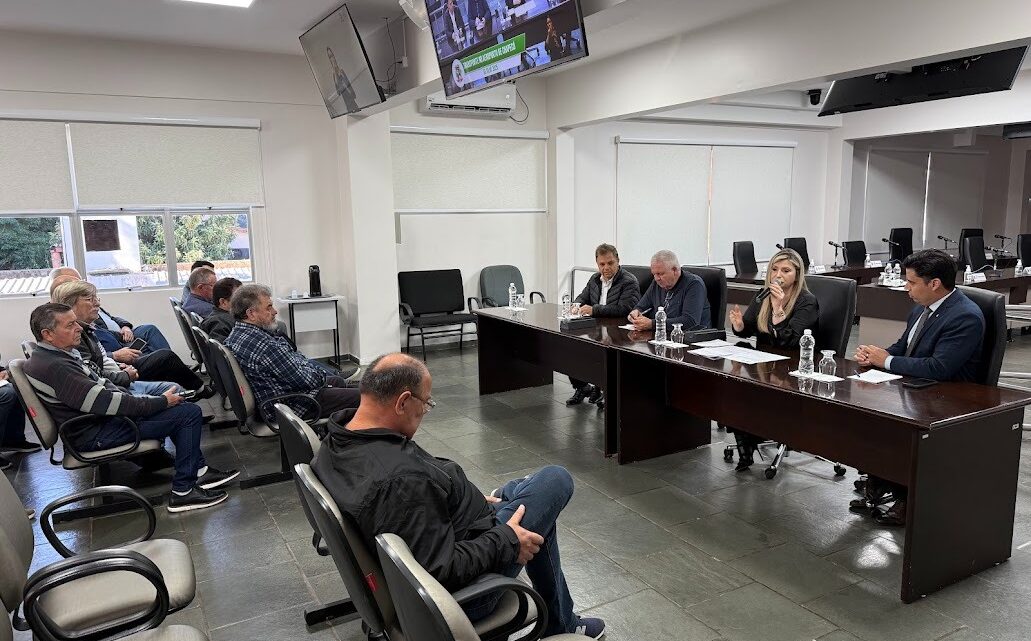 Organização do transporte individual e coletivo no Aeroporto de Chapecó é pauta na Câmara Organização do transporte individual e coletivo no Aeroporto de Chapecó é pauta na Câmara