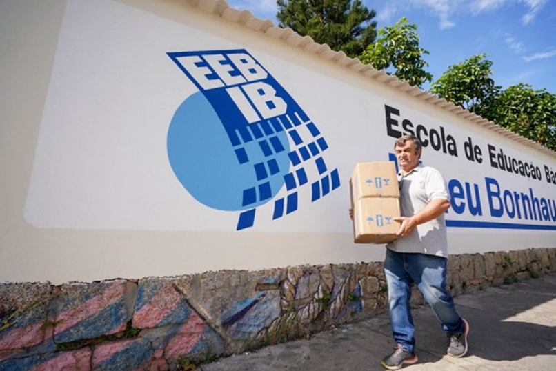 Governo de SC beneficia 67,6 mil estudantes das escolas estaduais com a distribuição de absorventes Governo de SC beneficia 67,6 mil estudantes das escolas estaduais com a distribuição de absorventes